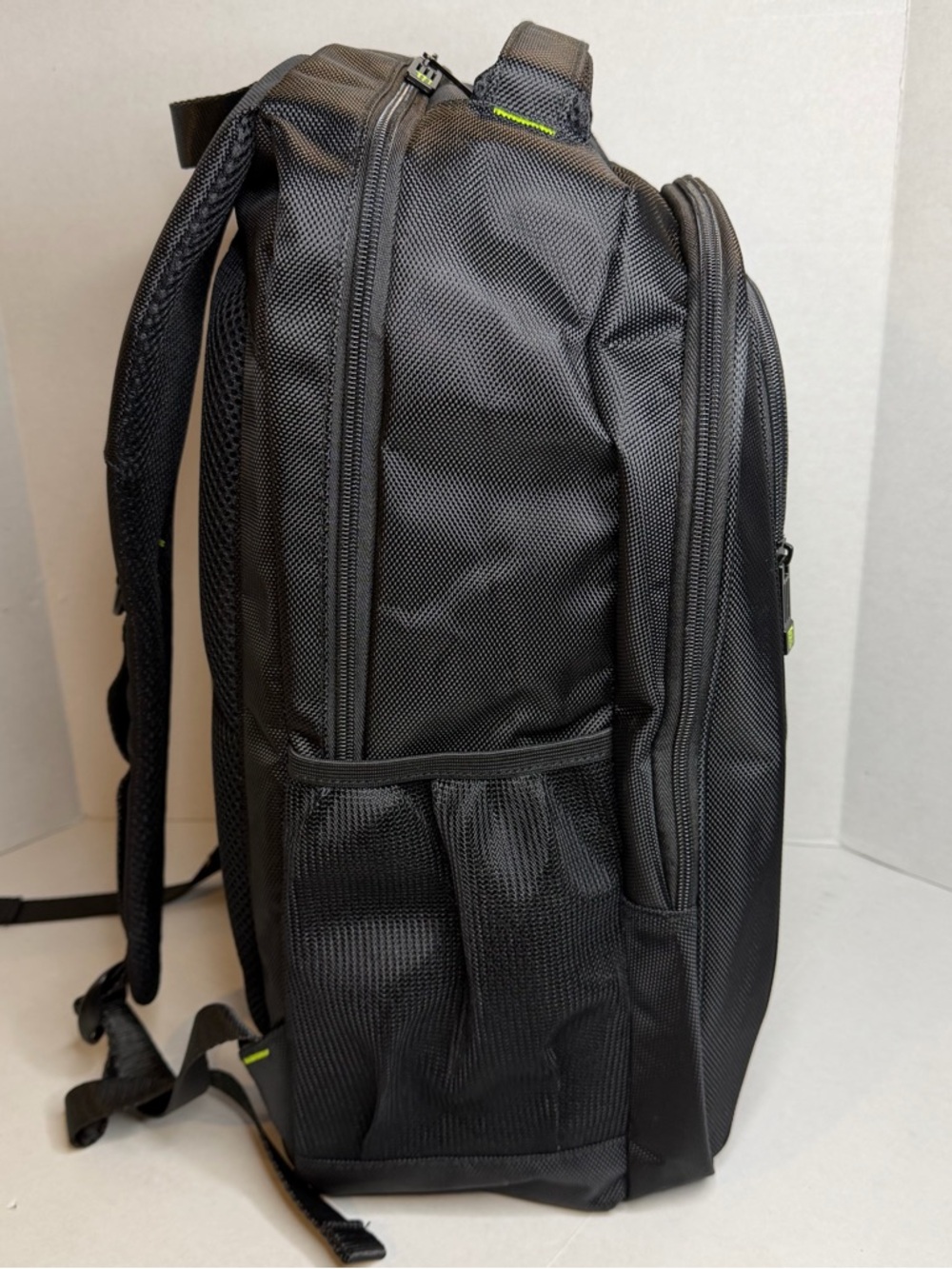 Monster Energy Recon III Backpack Black Green Logo Laptop Bag - Picture 4 of 10